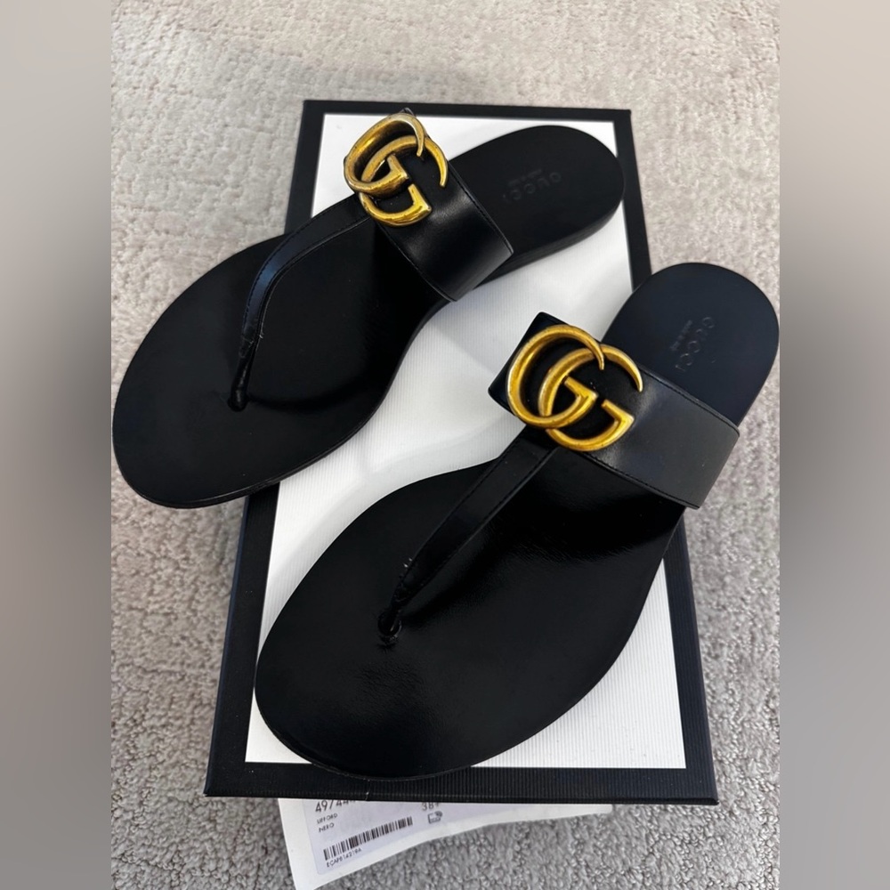 Gucci marmont gold double G t-strap sandal